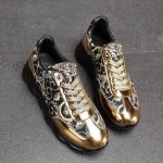 versaec 范思哲 实物拍摄、新款潮男男鞋，顶级进口经典面料＋羊皮里、奢华夜店风，舒适的透气内里。极为亲肤舒适 摸上去非常的细腻 ，版型上很正！奢华生动 精