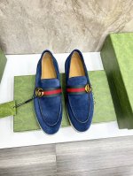 出厂价： 原版1:1拆解g家新品 Gucci古-驰 马衔扣男士乐福鞋 便鞋 官方售价 Rmb ,900 这款单品出自gucci Lido系列，设计灵感源自意大利