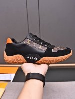 主推劲爆新款火爆来袭！L家休闲鞋，鞋面进口印花布料，与众不同！头层软牛皮经典材质水洗羊里私模大底潮流时尚！炸街神器38-44 45定做 多色选