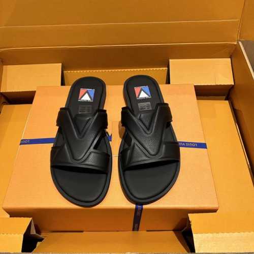 L家 顶级 Size:39-44 38.45.46定制 本款路易威登 25年男士Lv Oasis拖鞋 全新外网色系：正品包装： 取材 Monogram 精典老花