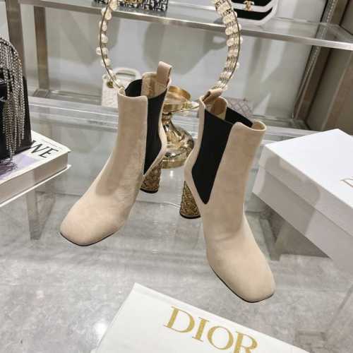 出厂 Dior 迪奥2024秋冬新款Icon系列骑士女靴 明星同款CD字母logo圆柱跟机车短靴 圆头低跟一脚蹬弹力靴 材质：鞋面进口麂皮绒: 进口皱漆羊皮+水