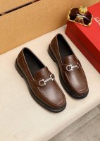 商品商标：Ferragamo 菲拉格慕 休闲皮鞋 正码码数: 38-44 45.46订制 商品材料：精选 进口小牛皮鞋面+经典五金扣，进口水染牛皮内里。强烈立体