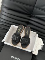 Chanel 25P新款编织拖鞋凉鞋系列 新编织面料 编织鞋面 内里羊皮 原版大底 Size:35-39 其他码数定做