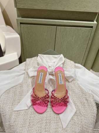 Aquazzur* 菠萝早春专柜新品仙女时装鞋系列，大量上新同步官网全系列均可定制龙年主打一个火爆，全网各大网红纷纷开秀，绝美的穿搭系列！ ★★★★★ 鞋面 P - 点击图像关闭