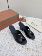 出厂 高版本 Loro Piana 25 夏季最新Vera系列 平底 高跟 凉拖 新色过彩色的夏天！ 既休闲又时髦，又能毫不刻意地透露出品质与舒适，交叉带拖鞋上