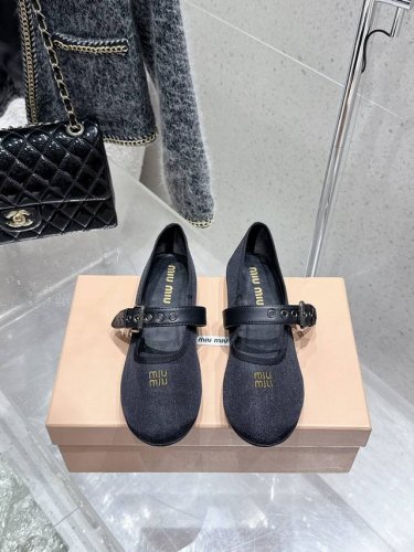 出厂 Miu Miu 镂空编织芭蕾鞋单鞋缪缪女士一字带装饰网纱面芭蕾舞平底鞋 Miu Mi*2025春夏芭蕾网纱平底玛丽珍乐福鞋平底Zp开发 原版秒杀市面版本