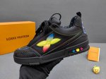实价： 奢品Trainer休闲运动鞋，运动鞋记录设计师 Virgil Abloh 由复古篮球鞋激发的经典创意，此次拼接光滑牛皮革和 Monogram 压纹粒面牛