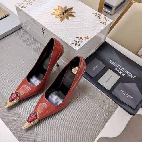 SAINT LAURENT ” SYL圣罗兰 顶级版本25SS众明星网红追捧的电镀性感弯形高跟，大宝石铁头单鞋。SYL 2025官方VIP 贵宾版金花磁铁盒 认