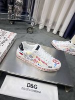 商品商标: Dolce&Gabbana 杜嘉&班纳 正码码数: 38-44 45定做 商品材料: 鞋面意大利牛皮涂鸦鞋面 羊皮垫脚内里 鞋底 原厂特供原版橡胶大