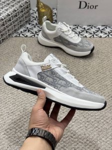 出厂价P 实价 原单品质！迪奥Christan Dior 迪奥 爆款 新款 顶级代购男士 Hk专柜同步发售。鞋底：原厂特供原版底，独家活动成型底超级舒适，原厂跟