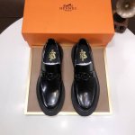 工厂P批 爱马仕 Hermes 高端牛里 新款 Hermes 顶级版本 经典休闲皮鞋！选用进口原版牛皮，内里头层舒适牛皮内里！原版耐磨橡胶发泡大底！高品质精品！