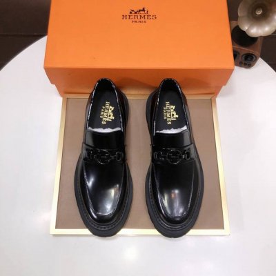 工厂P批 爱马仕 Hermes 高端牛里 新款 Hermes 顶级版本 经典休闲皮鞋！选用进口原版牛皮，内里头层舒适牛皮内里！原版耐磨橡胶发泡大底！高品质精品！