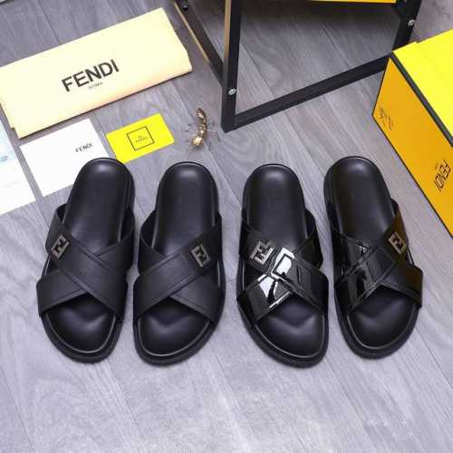商品商标：Fendi 芬迪 拖鞋 正码码数: 38-44 45订做不退换 商品材料：精选 牛皮鞋面 脚背皮里 原版大底