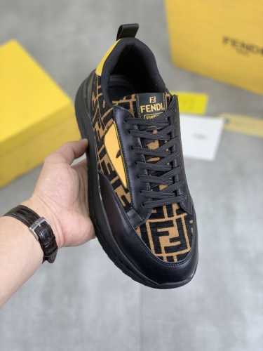 工厂价 实价 小怪兽 新款 FENDI 芬迪 专柜新款 简约的走线效果，呈现出大气优雅且炫酷的驾车鞋 采用进口小牛皮+头层猪皮内里材质精良做工细致 脚感舒适。搭