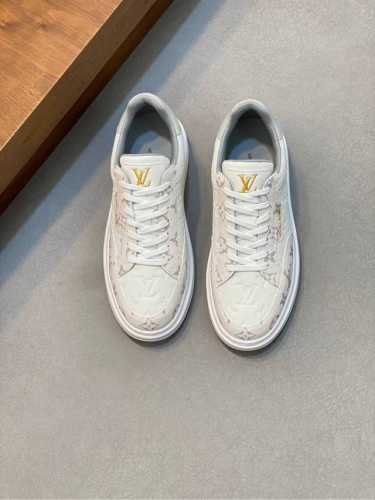 Louis Vuitton 路易威登 -高端品质 原单 -鞋面 纳帕小牛皮、高周波品牌Logo -内里 高弹力帆布布匹，牛皮垫脚 -大底 超轻Tpu发泡成型大底