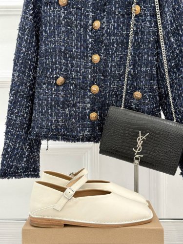 厂价 lemaire25S新品玛丽珍鞋 鞋面采用原版定制材质 内里垫脚均为水染牛皮 意大利进口真皮大底 size:35-40 40定制不退换