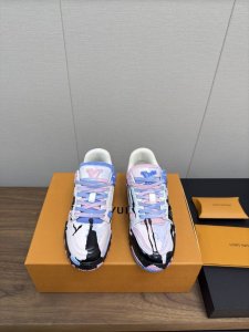 订制款！！不退换 手绘涂鸦 手工订制 Louis*Vuitto* LV Traine 走秀款 滑板鞋系列