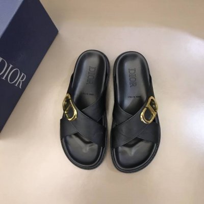 Dio* 高端男士拖鞋，高品质时尚单品，用料上乘考究，版型宽松舒适，推荐入手，鞋面选用进口原版老花帆布，内衬头层小牛皮，高弹发泡一体成型大底！码数38-45