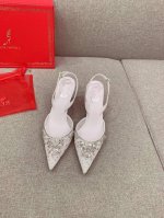 出厂价 Ren* Caovill*重工水晶宝石系列 bling bling精致逼人 堪称工艺品 面料进口高密度网纱 手工缝制珠片水钻 垫脚羊皮 意大利真皮大底