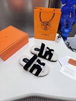 出厂 Hermes爱马仕Chypre系列 老舅鞋 二舅毛拖鞋 魔术贴毛拖鞋 原版购入开发 做货 爱马仕Chypre系列 毛茸茸的 敲可爱的，踩云脚感，光脚或者搭