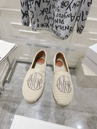 出厂 代购级Chloe 克洛伊 蔻依经典春夏款编织带乐福鞋渔夫鞋刺绣克洛伊新款字母，原版鞋底，人工固特异手法穿线，配上后掌位置挖槽填充牛皮小垫 所有的位置刚刚好