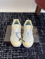 代购级 Salomon Xt Whisper 萨洛蒙户外 休闲 运动鞋 原版购入开发 做货 全新演绎的专注于其空气动力学的外观上，标志性白色与奶油色带来都市风格