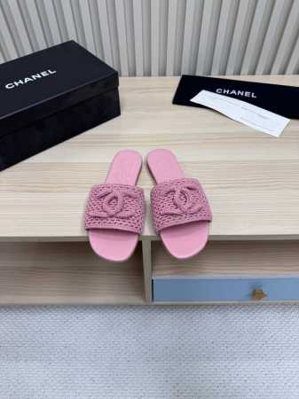 310Chanel 香奈儿 小香25新款夹拖人字拖鞋！这一系列这真的是绝了 怎么会这么美！ 夏天真的是无敌搭配可盐可甜～ 鞋面：采用原版毛线编织 内里：羊皮 大 - 点击图像关闭