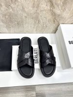 出厂价： Berluti 布鲁提 顶级手工上色牛皮男士拖鞋！ 全手工制作！有装饰的sifnos Scritto图纹皮革拖鞋！官！采用进口皮胚古法上色改色处理 鞋