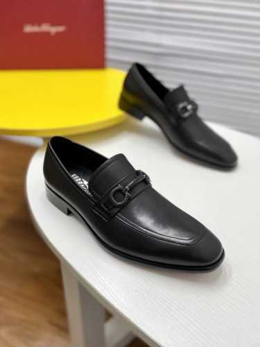 出厂价 原单菲拉格慕 Ferragamo 水洗牛里 原版正装皮鞋 专柜同步发售新款男鞋 此款采用纯手工制作 面料进口原版粒面牛皮水洗牛皮内里 原版大底帅气 高大