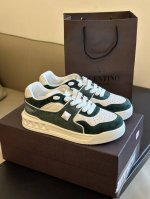 出厂 valenti No Fw23 New Arrival v家 One Stud情侣款 运动鞋秋冬新配色 麂皮面料搭配皮革 质感拉满的节奏 舒适好穿 增高效