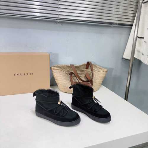 高品质出厂平底 ！厚底 ！！小众潮牌INUIKII 24ss秋冬专柜最新休闲时装羊毛雪地靴！独家款顶级货！强烈推荐！时尚百搭又保暖的一款靴子！而且不容易撞款哦！