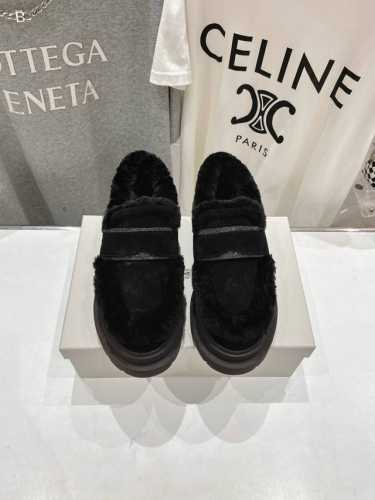 高版本出厂 Brunello Cucinelli 新款BC经典休闲鞋一脚蹬羊毛里乐福鞋系列单鞋 BC是意大利知名品牌，极简主义风格，复古又高级！简约又大气，属于