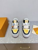 louis Vuitton 路易威登L家 25Ss春夏新款 情侣款 休闲 运动鞋 滑板鞋 原版购入开发 做货 本款Lv Trainer 运动鞋选用牛皮革塑造繁复