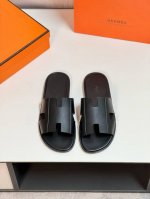 hermèS 真皮底 Size：38-44 45.46.47定制 爱马仕最高品质经典H拖鞋～高端男士凉鞋沙滩鞋拖鞋～专柜同步～原单代购货！原版进口鞋面牛皮内里牛