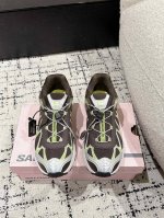 salomon Xt Whisper 萨洛蒙 户外休闲 运动鞋 原版购入开发 做货 全新演绎的专注于其空气动力学的外观上，标志性白色与奶油色带来都市风格 另一双