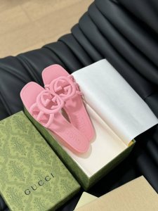 Gucci 2024最新款果冻拖鞋高版本TPU材料 跑量价size: 35-41