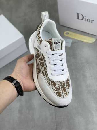 工厂p价p 实价 Dior 2025迪奥原版系带低帮男鞋 经典款休闲鞋本款是官方主打经典款 质量 原厂名师制作 采用优质牛皮配原版材料舒适透气网布內里猪皮鞋垫 - 点击图像关闭