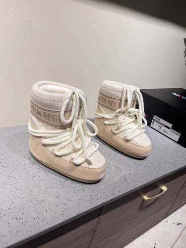 独家顶级版本 Moon Boot2024vs秋冬最新款雪地靴系列 丑萌雪地短靴 忘了UGG吧，时髦人都在穿Moon Boot雪地靴 如果你难以接受UGG