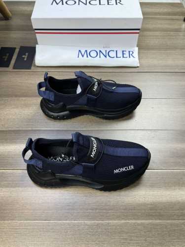 Moncler 盟可睐 蒙口 -高端品质 原单 -鞋面：进口飞织布匹、注塑品牌logo、车缝品牌塑胶模块、品牌织带装饰 -内里：帆布布匹 -大底：超轻tpu 发