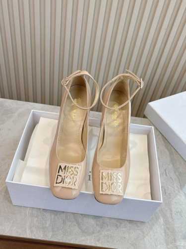 出厂 顶级版本 Miss Dior Fw25New Arrival～ D家25秋冬迪奥小姐 精致玛丽珍新品 Missdior 五金扣件，好精致啊，小方头时髦复古