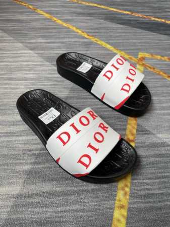 调工厂价 男装男鞋 运动原单Dior 2025春季新款，蛇年爆单新品，情侣款一字拖，男女同款拖鞋，脚感舒适，帅气百搭，码数35-46 - 点击图像关闭