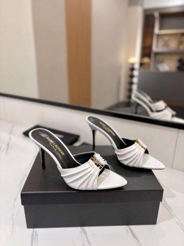出厂价pp Ysl Saint Laurent* 夏季新品 金属头优雅大气高跟凉鞋 2025全新春夏系列后带方扣高跟凉鞋 尖头高跟拖鞋淡淡的夏日里怎么少得了一双