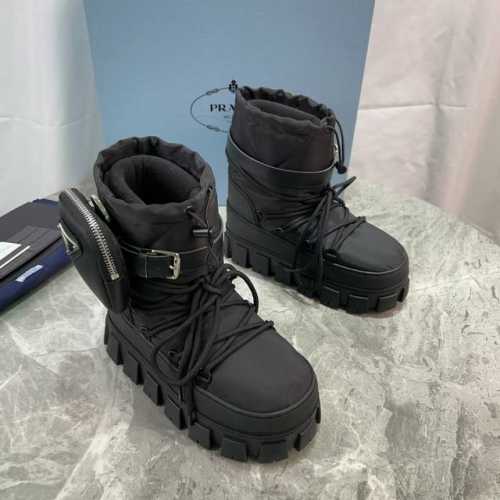 P家胖墩墩雪地靴 面：进口尼龙布 刺绣工艺 里：羊毛科技毛衬里 底：4.5厘米防滑花纹橡胶底 经典多功能包包 size:35-42