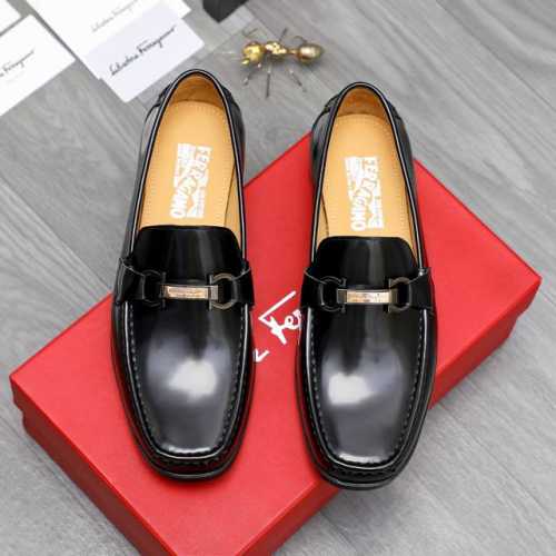 商品商标：Ferragamo 菲拉格慕 正装鞋 正码码数: 38-45 商品材料：精选 头层珠光牛皮鞋面 牛皮内里原版大底