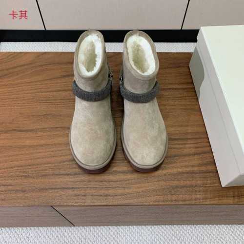 Brunell* Cucinell* 雪地靴。鞋面采用进口牛绒，牛皮。羊毛内里，上脚超舒适。 码数：35-41 40、41定制不退换 批：