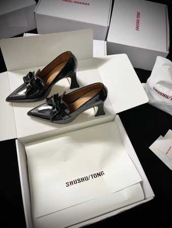 顶级品质 Shushutong 24Aw新秋新品 一双可以封神的美鞋，甜美时髦单品～ 蝴蝶结又甜又辣 随便搭配都能美出高度 都是出片率巨高，直戳每一位shush - 点击图像关闭