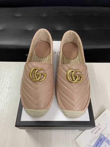 GUCCI 古奇 长期做货春夏季草编渔夫鞋 市场顶级版本，官网同步，永不过时，超级舒适，四季都可以穿，上脚超美绗缝真皮徽标渔夫鞋 鞋面：进口山羊皮 内里：羊皮