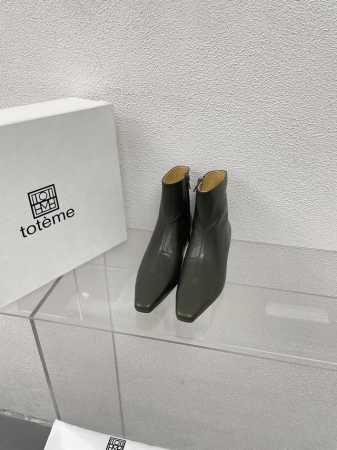 猫跟 短靴 Totême 法式浪漫 极简短靴 橄榄绿 牛皮 北欧简约设计 轻奢品牌 面料选用头层牛皮牛皮高端 舒适 内里选用牛皮内里 搭配弹力橡筋 简约设计 大 - 点击图像关闭