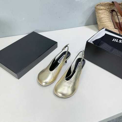 高品质出厂 ！小众潮牌Jilsander 25春夏极简主义高跟圆头后空凉鞋单鞋！ 市面顶级原单版，Zp对比做货，所有细节都跟柜上一致：包括鞋面皮料，鞋垫内里皮料