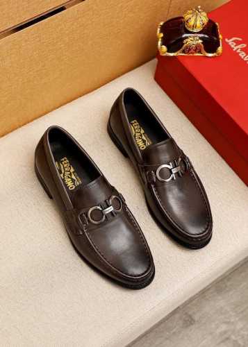 商品商标：Ferragamo 菲拉格慕 休闲皮鞋 正码码数: 39-44 38.45.46订制 商品材料：精选 进口头层小牛皮鞋面+原版五金扣，进口水染牛皮内里